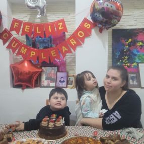 Celeste, Familia en Ciudad Autónoma de Buenos Aires