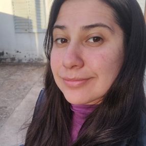 Gianella, Niñera en Arroyo Seco