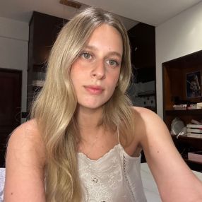 Martina, Babysitter in Muñiz
