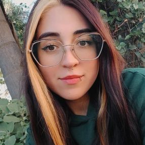Shay, Niñera en Haedo