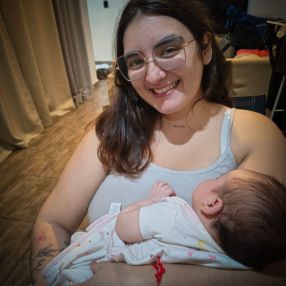 Lara Adriana, Familia en Neuquén