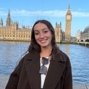 Emilia, Niñera en El Challao