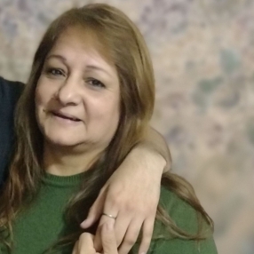 Elida, Niñera en villa luro