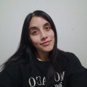 Florencia, Niñera en La Plata