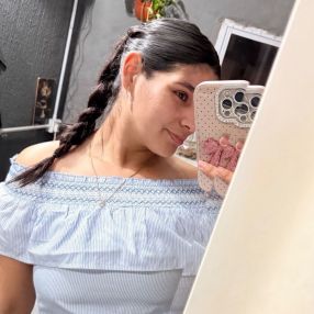 Lucrecia, Babysitter in Moreno