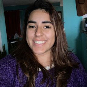 Stefani, Babysitter in Unquillo