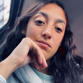 Delfina, Niñera en Coronel Suarez