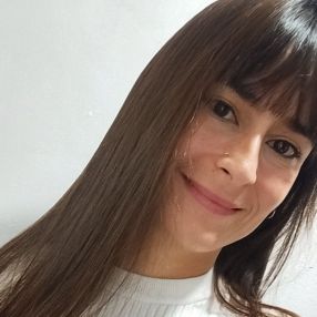 Karem, Niñera en Platanos