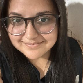 Florencia mariel, Niñera en Concordia