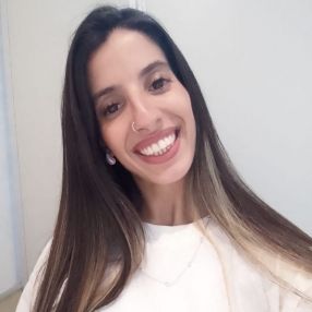 Luna jael, Niñera en Valentín Alsina