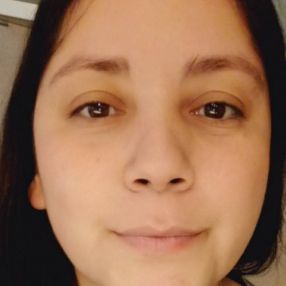 Meliana, Niñera en Comodoro Rivadavia