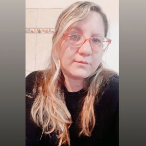 Nadia Belen, Babysitter in Moreno