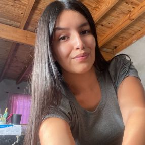 Florencia abigail, Niñera en Morón