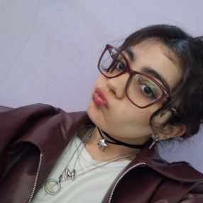 Luana Valentina, Niñera en Villa Udaondo
