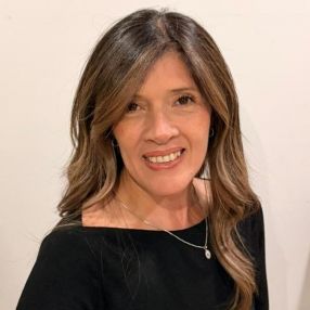 Luz, Niñera en José C. Paz