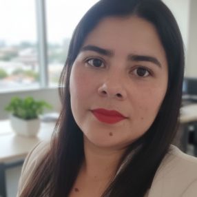 Liz, Niñera en Alejandro Korn