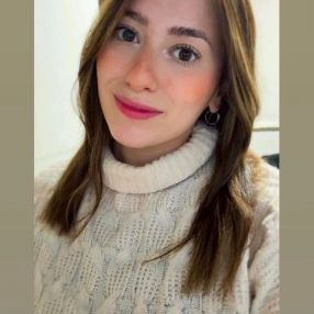 Abril, Niñera en Ciudad de Mendoza
