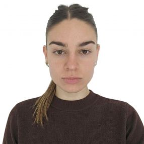 Fiorella Chiara, Niñera en Pergamino