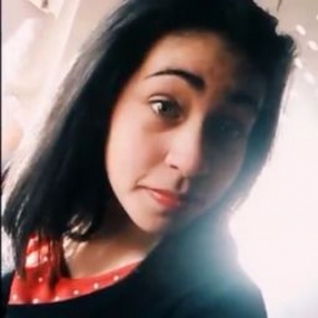 Oriana Macarena, Niñera en Punta Alta