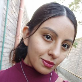 Agostina Celeste, Babysitter in belgrano