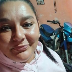 Valeria, Niñera en Santo Tome