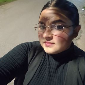 Ariana, Babysitter in Escobar