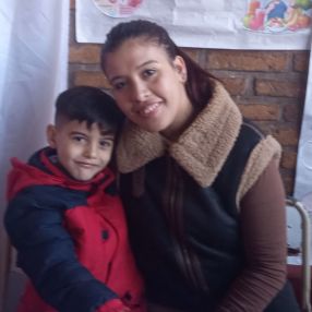 Yamila, Niñera en Oberá