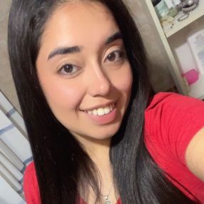 Milagros, Babysitter in Junín