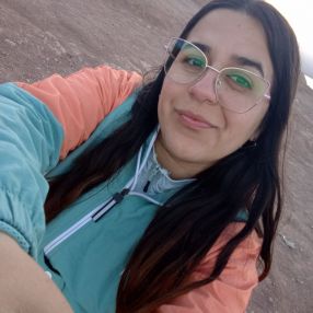 Nahir, Niñera en Sanchez de Loria