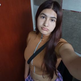 Keila, Niñera en Azul