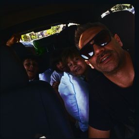 Ezequiel, Familia en San Vicente
