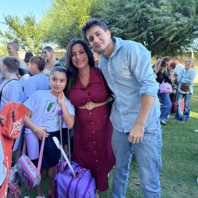 Cinthia, Family in San Nicolás de Los Arroyos