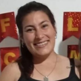 Jesica, Babysitter in Roldán