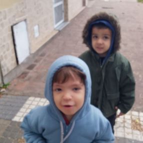 Fernando, Family in Luis Guillon