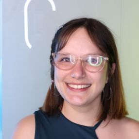 Rebeca, Niñera en Villa Ballester
