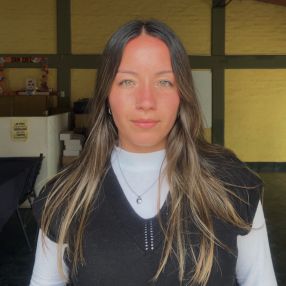 Emilia, Niñera en Rivadavia