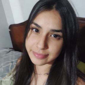 Estefa, Niñera en San Vicente