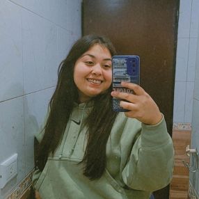Camila, Babysitter in trujui