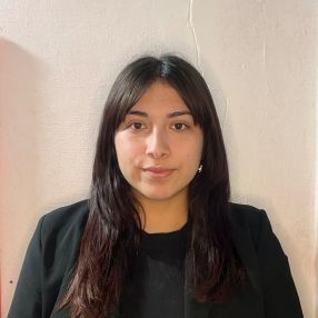 Pia, Niñera en Ricardone