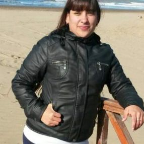 Adriana, Babysitter in Isidro Casanova