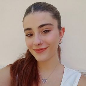 Ángela, Niñera en Rawson