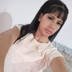 Melu Ailén, Babysitter in Rafael Castillo