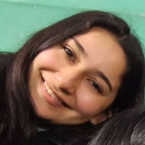 Anahí, Niñera en Sáenz Peña