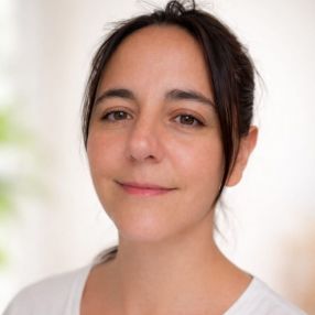 Ana, Niñera en Morón