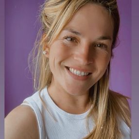 Yaquelin  Johana, Niñera en San Fernando