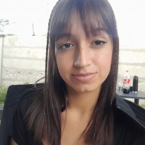 Melina Solange, Babysitter in Cuartel V