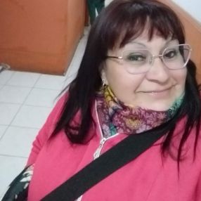 Angela, Babysitter in Bosques