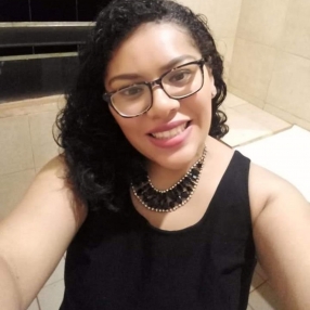 Lis Ester, Babysitter in Posadas