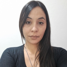 Analia belen, Niñera en Rosario