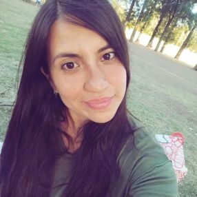 Luz, Babysitter in Pablo Nogués